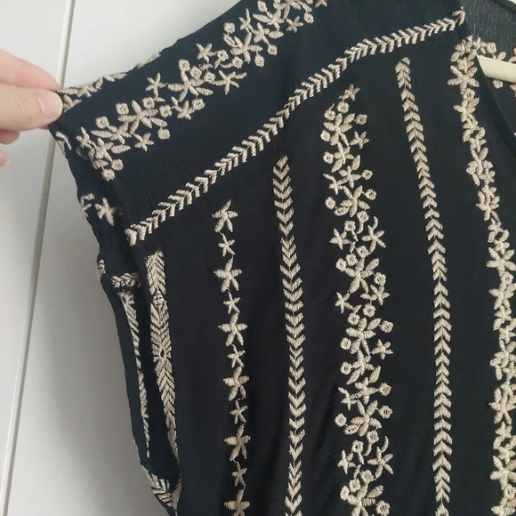 Embroidered Floral Shorts romper Pockets Jumpsuit S whimsigoth Bohemian Beach - Picture 6 of 6